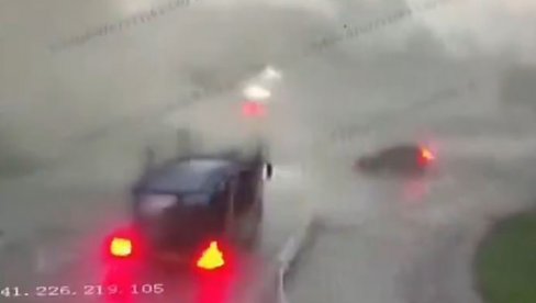 TORNADO BACIO AUTOMOBIL, KAO DA JE OD PAPIRA: Vozači ostali nemi posle stravičnog prizora (VIDEO)