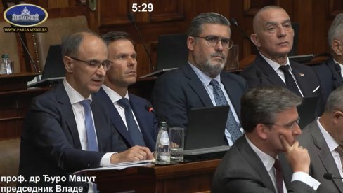 NEĆU ODGOVARATI UVREDAMA NA UVREDE, NITI OPTUŽBAMA NA OPTUŽBE Macut na vanrednoj sednici Skupštine: Moja poruka je jednostavna
