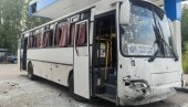 UKRAJINSKI DRON POGODIO AUTOBUS U RUSIJI: 19 ljudi ranjeno, šestoro u teškom stanju (VIDEO)