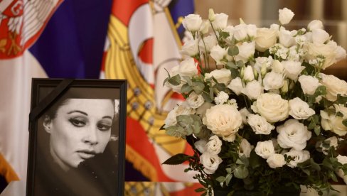 BILA JE FENOMEN, SIMBOL JEDNE ERE: Održana komemoracija povodom smrti Olivere Katarine