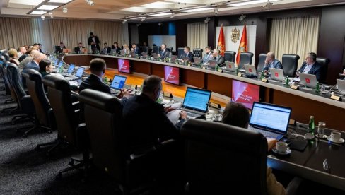 PUCANJ U SRPSKI GOVOR: Evropska unija formira tim za crnogorski jezik koji će pripremati ugovor o pristupanju