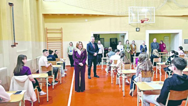 ТРЕЋА ШАНСА ЗА ОСМАКЕ НА ЗАНАТИМА: Матуранти који се још нису уписали у средње школе имаће нову прилику, пријемни од 17. до 19. августа
