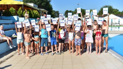PROPLIVALO OKO 140 MALIŠANA: I ovog leta besplatna plivačka škola u Ćupriji
