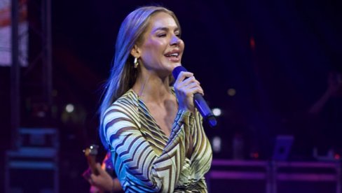 HALJINA I PATIKE: Marina Visković napravila modni potez o kojem svi pričaju (FOTO)