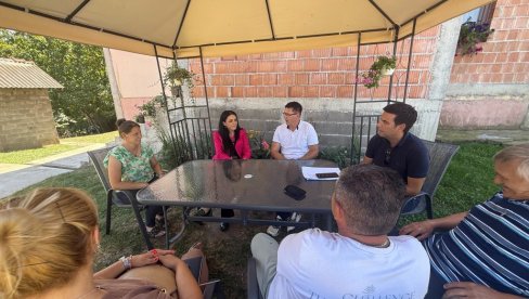 TRI GENERACIJE KAO JEDNA: Loznička porodica Ignjatović, primer sloge i porodičnih vrednosti (FOTO)