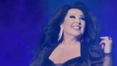 DRAGANA MIRKOVIĆ ODUŠEVILA BUDVU: Hiljade glasova pevalo bezvremenske hitove (FOTO)