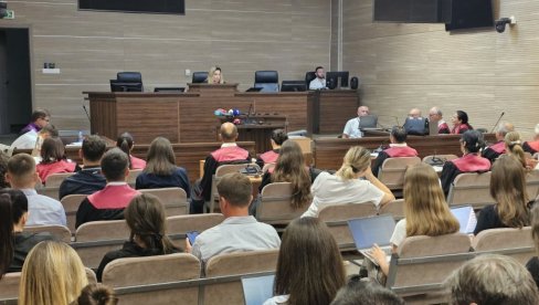 ПОДГРЕВАЈУ ЛАЖ О РАЧКУ: У Приштини прочитана оптужница против српских полицајаца због наводног ратног злочина